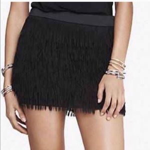 Express fringe skirt